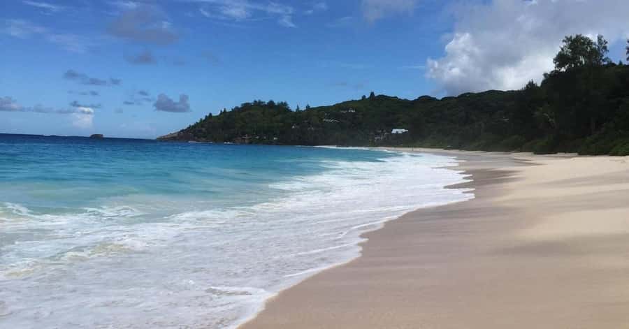 Mahé: Private Customizable Island Tour with Hotel Transfer - Victoria and Eden Island