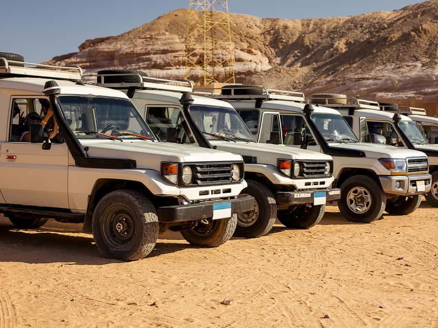 Makadi Bay: Jeep Safari Adventure with Bedouin guide - Crossing the Hurghada Desert by Jeep