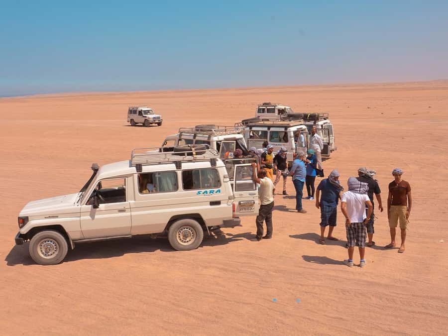 Makadi Bay: Jeep Safari Adventure with Bedouin guide - Camel Riding Near the Camp