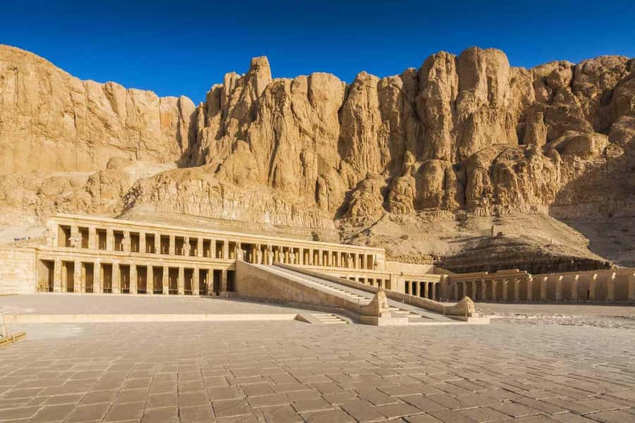 Makadi Bay: Luxor Highlights & King Tut Tomb Full-Day Tour - What to bring and how to pace yourself
