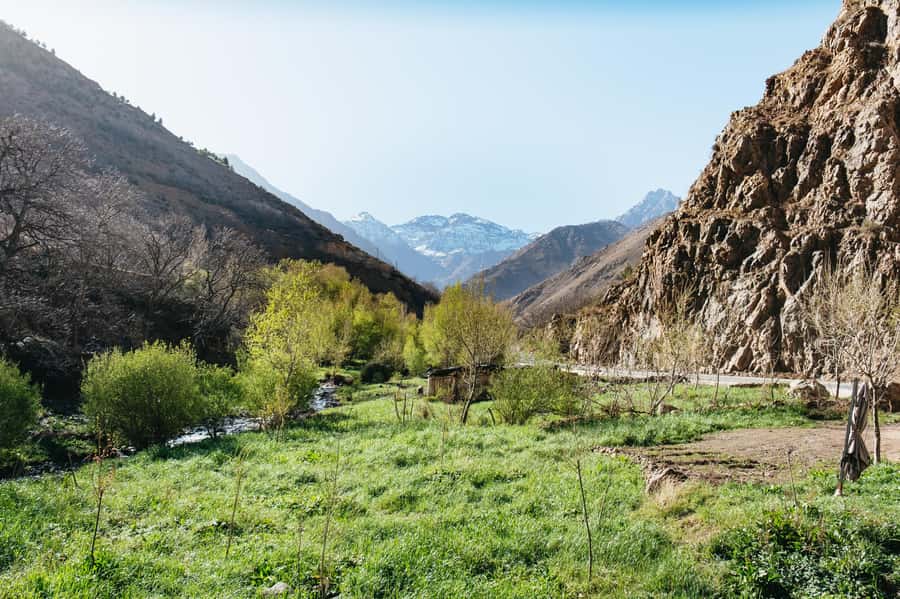 Marrakech: 2-Day Atlas Mountains Trek with Village Stay - Leaving Marrakech for the High Atlas