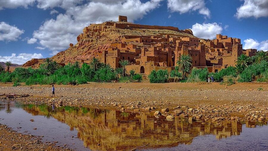 Marrakech: 3-Day Luxurious Desert Tour to Fes via Merzouga. - Day 3: Desert sunrise, fossils, cedar forests, and Fes