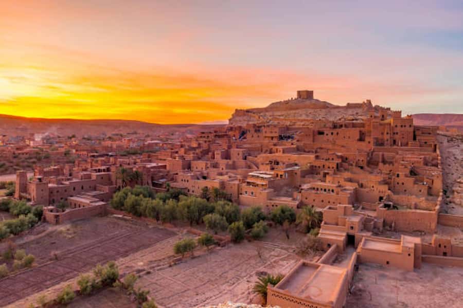 Marrakech: 3-Day Trip to Fez with Sandboarding & Camel Ride - Day two: Todra Gorge and the road to the Sahara