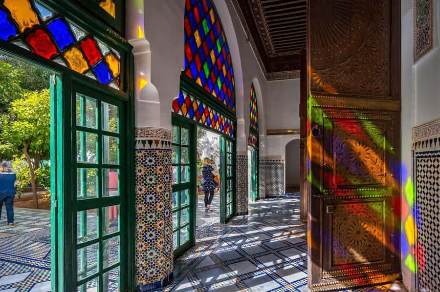 Marrakech: 3-Hour Monuments, Souks & Old Medina Walking Tour - The old hammam and Spice Square