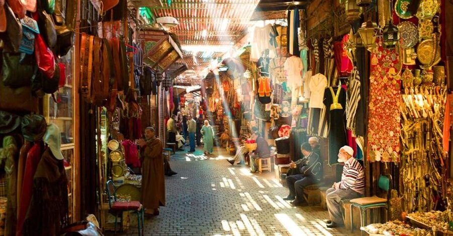 Marrakech 3-Hour Walking Tour - The old Jewish quarter and Saadian dynasty tombs