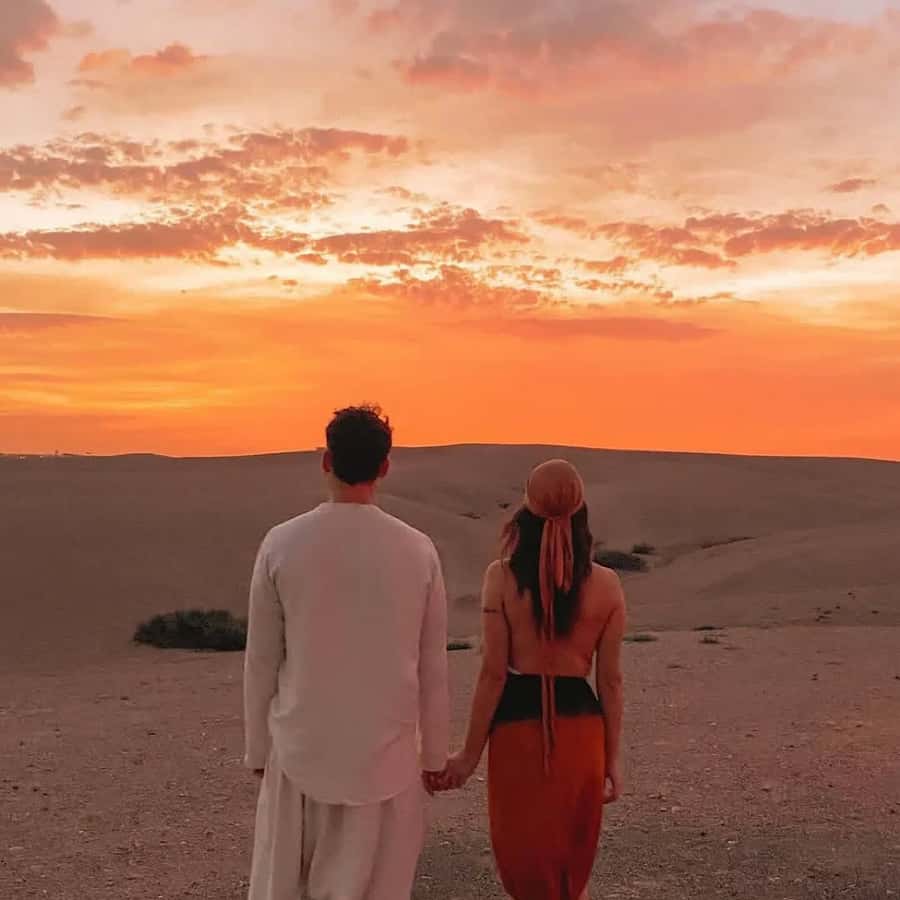 Marrakech: Agafay desert camel ride with dinner & spectacle - Berber music, dancing, and the fire show