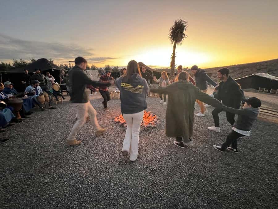 Marrakech: Agafay Desert Dinner Show with Sunset Camel Ride - Weather and practical preparation