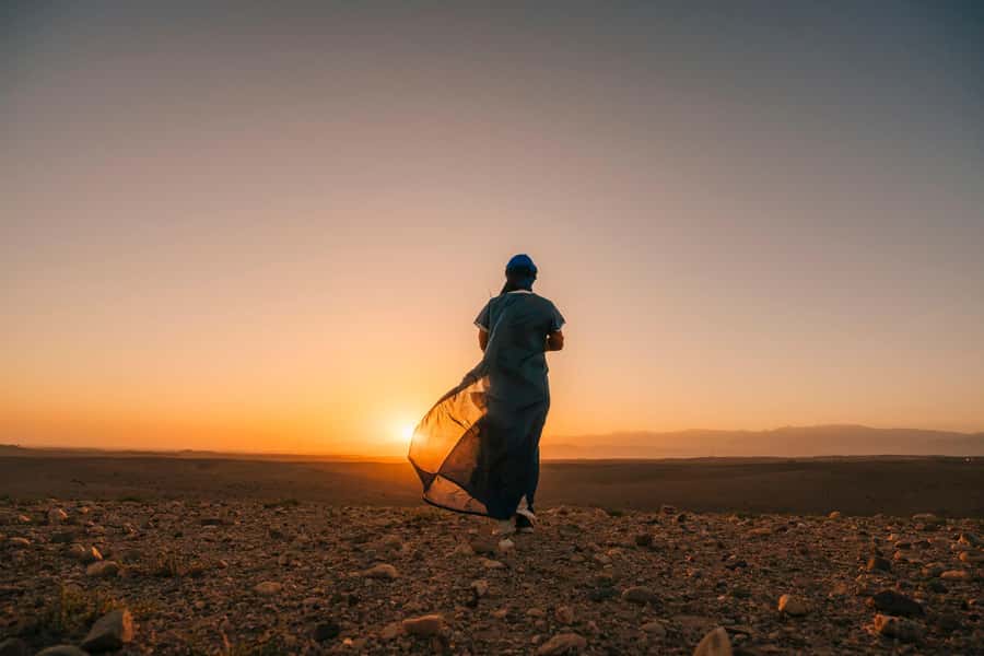 Marrakech: Agafay Desert Magical Overnight with Dinner Show - What the $84 price really covers