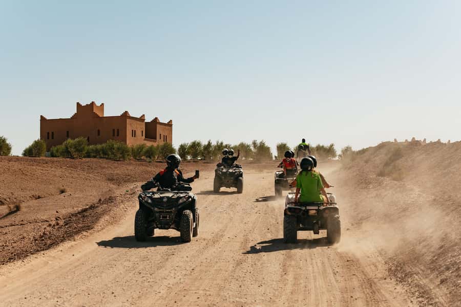 Marrakech: Agafay Desert Pool, Dinner & Live Show Experience - Who will enjoy this evening most