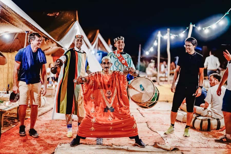 Marrakech: Agafay Desert Pool, Dinner & Live Show Experience - Mint tea and the first view of camp
