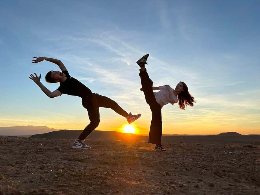 Marrakech: Agafay Desert Quad Biking & Dinner Show - The 40-minute ride toward the stone desert