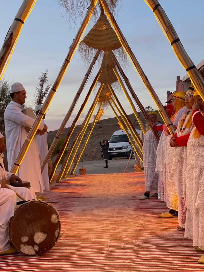 Marrakech: Agafay Desert Quad & Camel Rides, Dinner & Show - One hour on a quad in the rocky desert