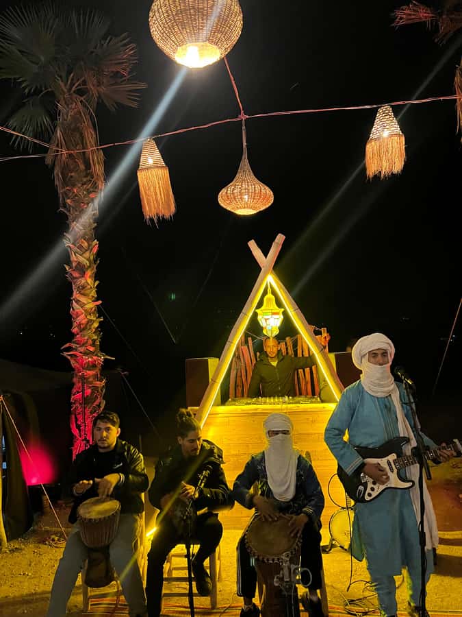 Marrakech: Agafay Desert Quad & Camel Rides, Dinner & Show - Mint tea, the camp, and the pause between activities