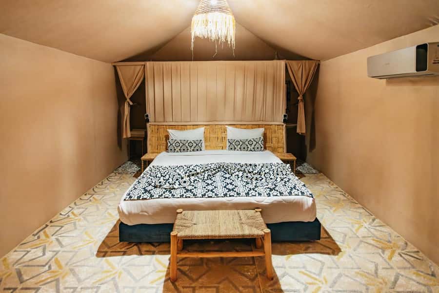 Marrakech: Agafay Desert Retreat, Tent, Dinner, Show & Pool - Arrival, tea, and your first choice of activity
