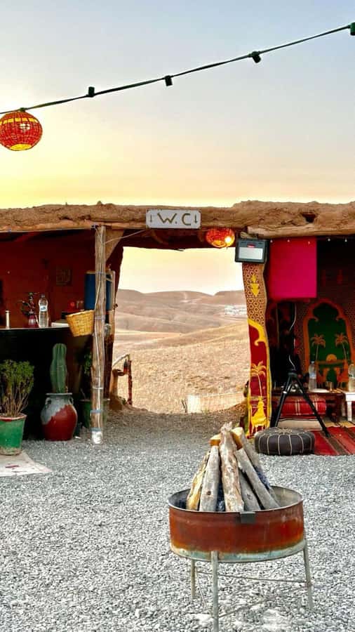 Marrakech: Agafay Desert Sunnet dinner with show - Who will enjoy this evening most?