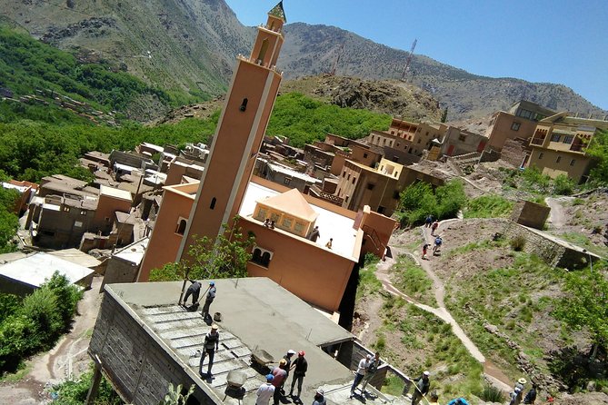 Marrakech: Atlas Mountains 4 Valleys, Waterfalls and Camel Ride - What the group size means for your day