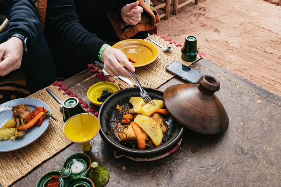 Marrakech: Atlas Mountains and 5 Valleys Day Tour with Lunch - The optional walk at about 1,900 meters