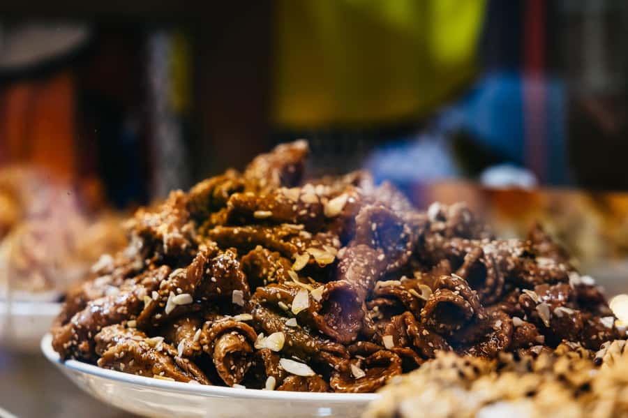 Marrakech: Authentic Moroccan Food Walking Tour & Dinner - The tasting list changes, and that is part of the deal