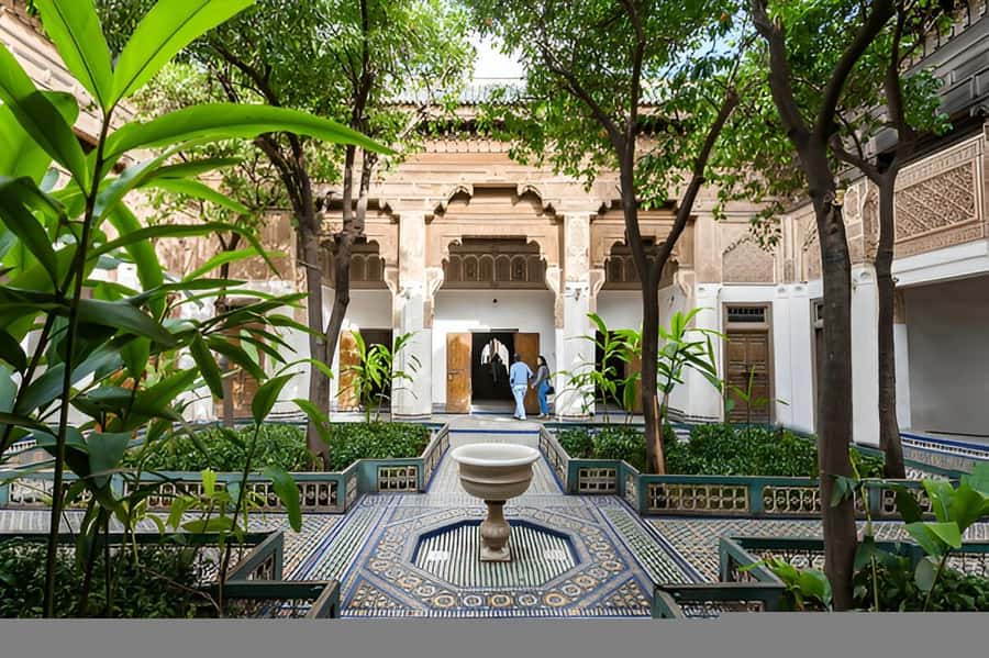 Marrakech: Bahia Palace, Saadian Tombs, & Koutoubia Mosque - Bab Agnaou and the Kasbah walls