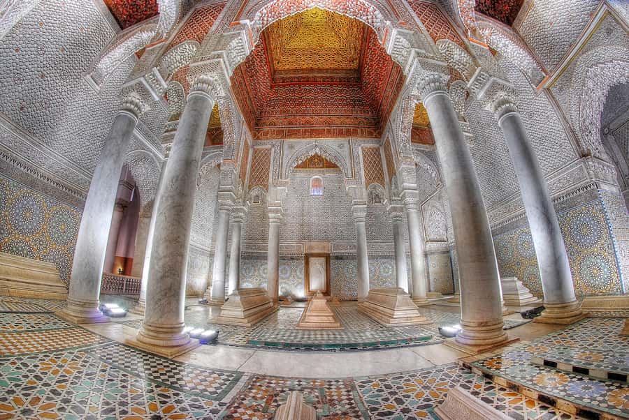 Marrakech: Bahia Palace, Saadian Tombs & Medina Guided Tour - Starting at Jemaa el Fna