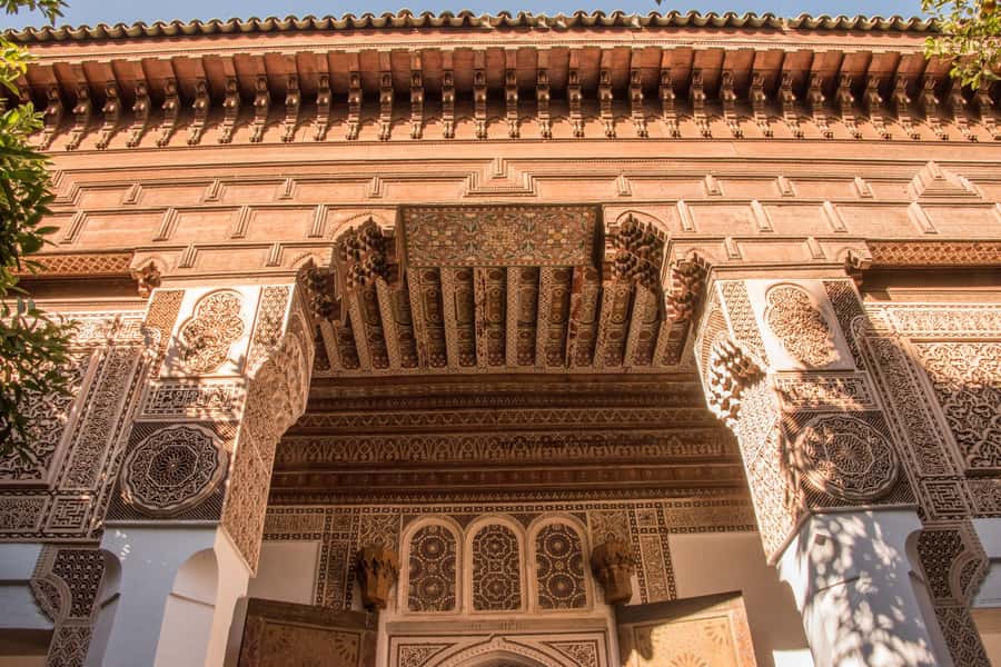 Marrakech: Bahia Palace, Saadian Tombs, Souk and Medina Tour - Private or shared group: which should you choose?