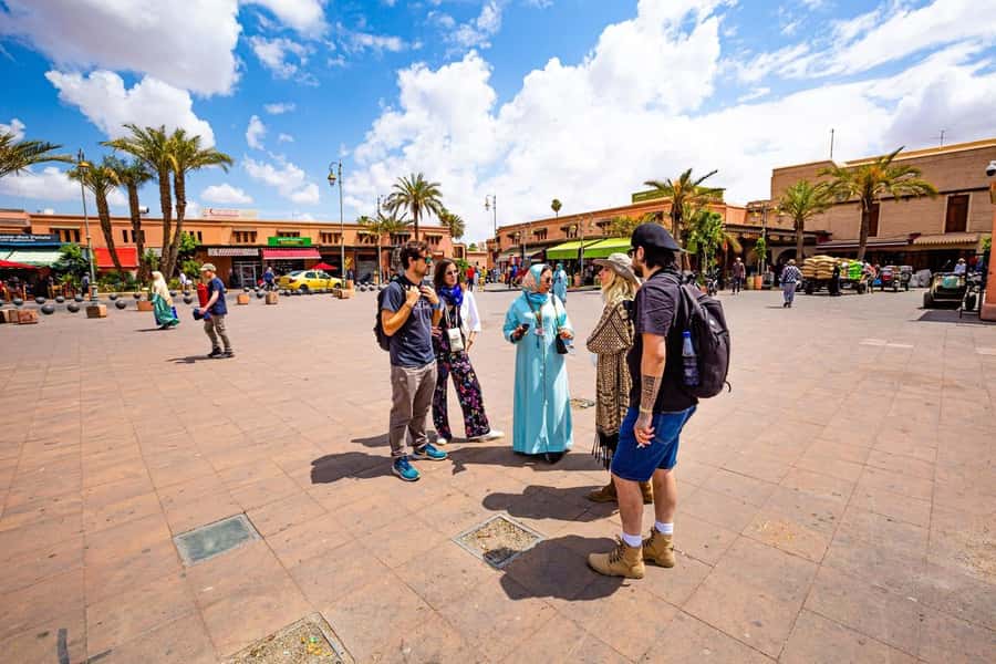 Marrakech: Bahia Palace, Saadian Tombs & Top Highlights Tour - The Mellah and Marrakech’s Jewish past