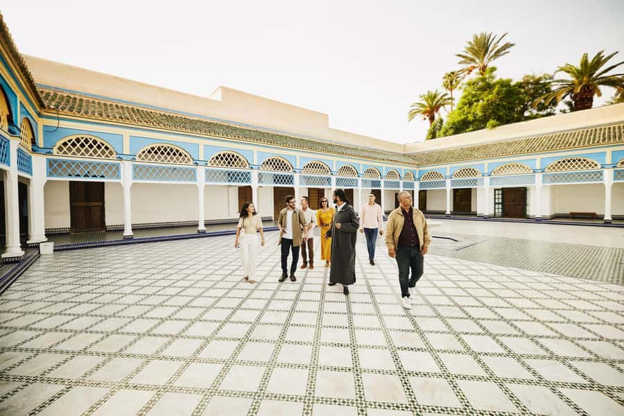 Marrakech: Bahia Palace, Saadian Tombs & Top Highlights Tour - Who will enjoy this four-hour walk?