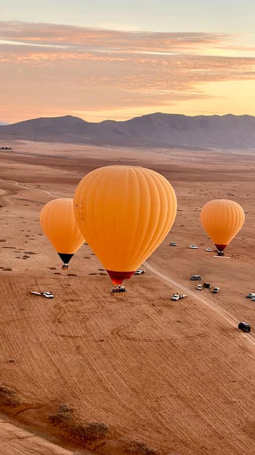 Marrakech: Balloon Flight, Berber Breakfast, and Camel Ride - Watching the balloon prepare for takeoff