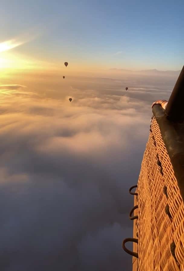 Marrakech: Balloon Flight, Berber Breakfast & Certificate - Forty to fifty minutes above the desert valleys