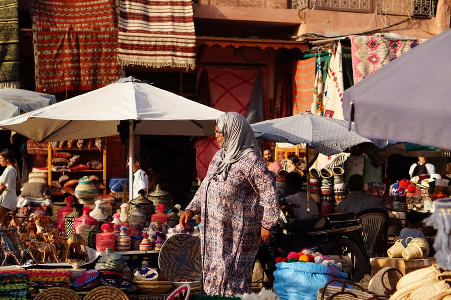 Marrakech: Customized Guided Walking Tour - Menara Gardens and a quieter change of pace