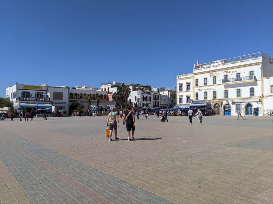 Marrakech: Essaouira Day Trip with Transfers and Co-op Visit - Exploring the medina and harbor