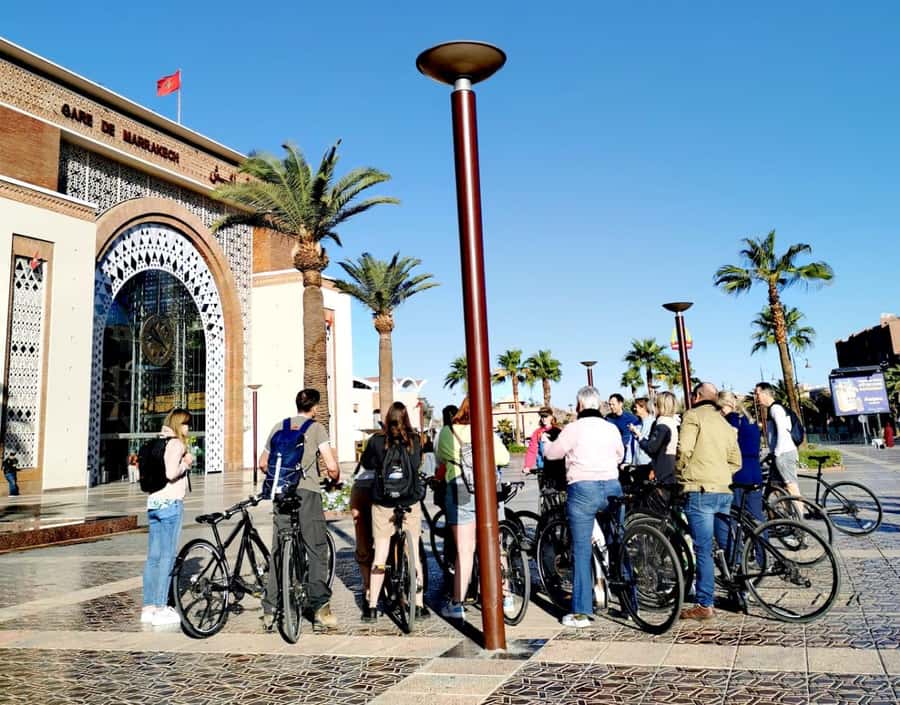 Marrakech: Guided Bike Tour with a local Guide - Why a bicycle works well in Marrakech