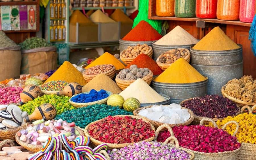 Marrakech Guided Souks Tour with a Local Insider - Foundouks and the old commercial network