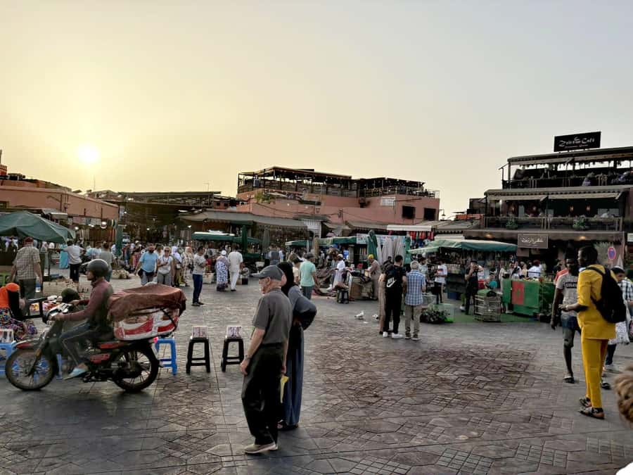 Marrakech: Guided Tour by Night - What makes this Marrakech night walk worthwhile
