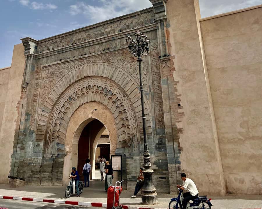 Marrakech: Majorelle & Menara Garden Tour and Carriage Ride - Who should book this experience?
