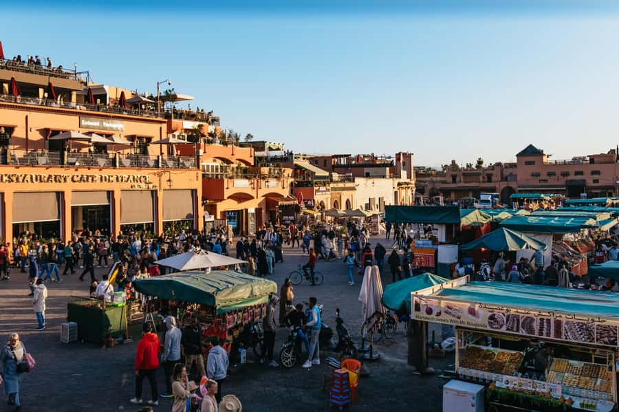 Marrakech: Medina by Night Walking Tour with Moroccan Tea - Food stops with olives and dried fruit