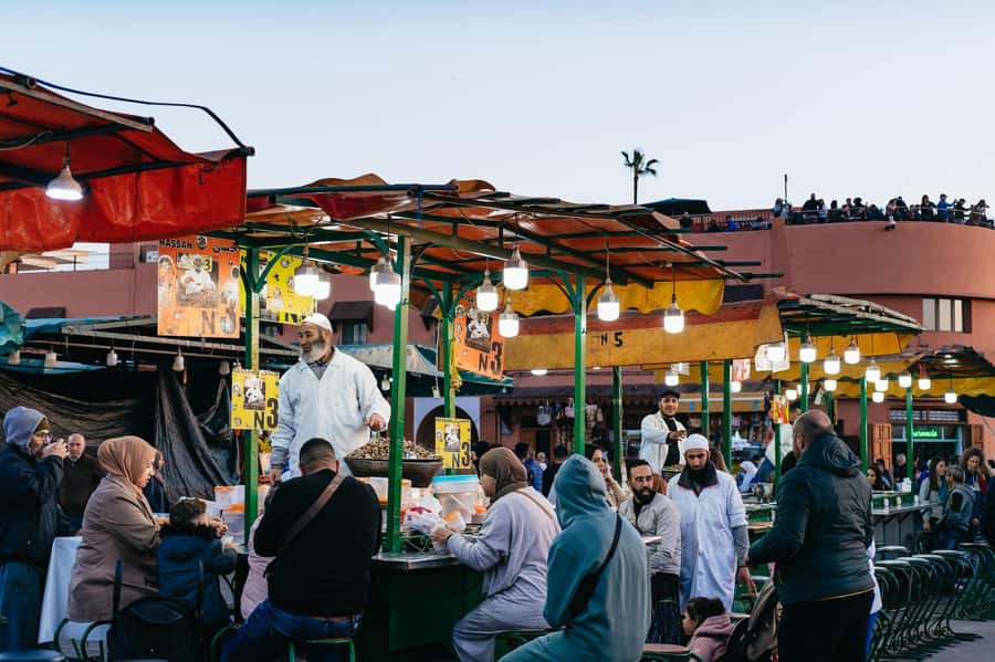 Marrakech: Medina by Night Walking Tour with Moroccan Tea - Stories that give the Medina a human scale