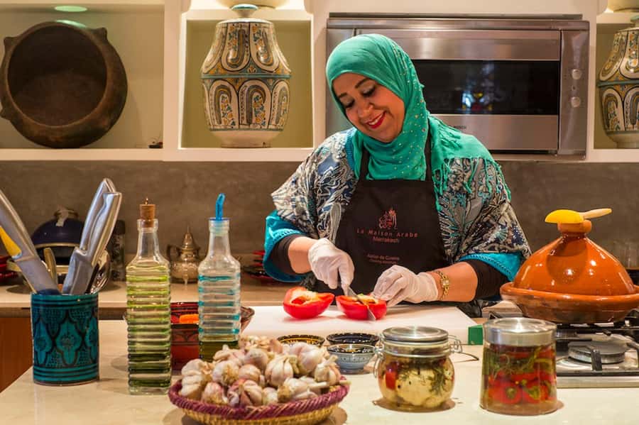 Marrakech: Moroccan Cooking Workshop at La Maison Arabe - Tagine, couscous, bread, and the Moroccan table