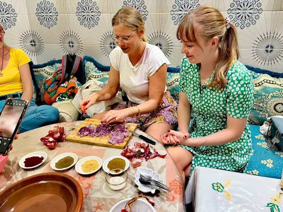 Marrakech: Moroccan Cuisine Cooking Class in Local Home - Group size, accessibility, and the pace of the class