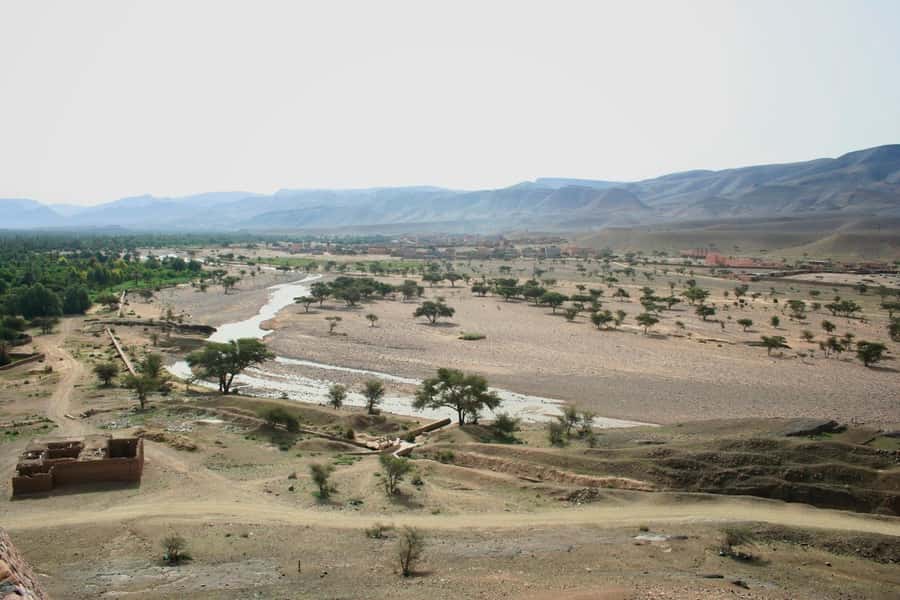 Marrakech/Ouarzazate: 2-Day Desert with Camel, 4x4 & Meals - Arriving in Zagora for the camel ride