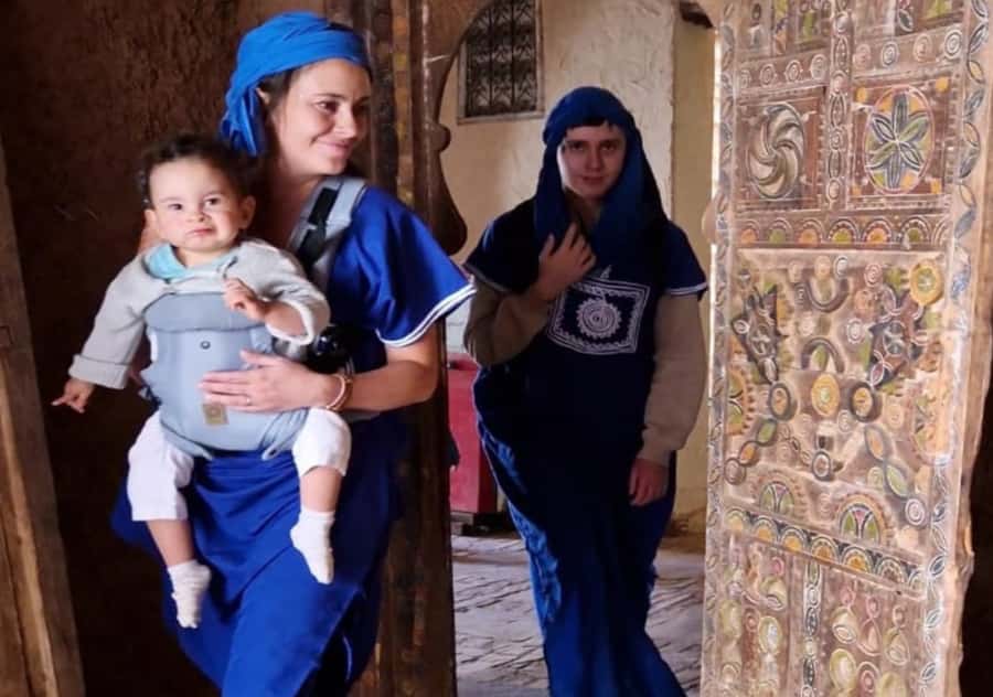 Marrakech: Palmeraie Camel Ride & Traditional Moroccan Spa - Dressing for the ride and meeting the camels