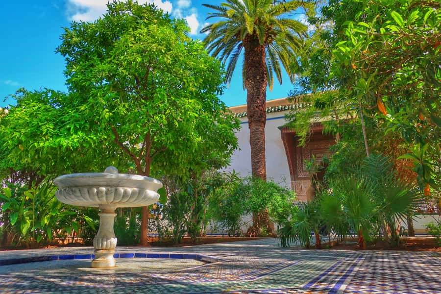 Marrakech: Private Half-Day City Highlights Tour - The souks: spices, rugs, and useful caution