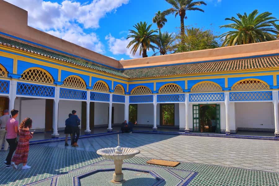 Marrakech: Private Half-Day City Highlights Tour - Gueliz and Hivernage: Marrakech beyond the Medina