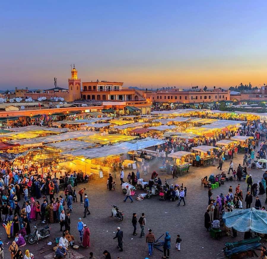 Marrakech: Souk Tour & Berber Hammam with Massage - Timing, meeting arrangements, and group style
