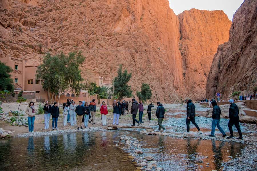 Marrakech to Fes: 3-Day Merzouga Desert Camel & Sandboarding - Standard or luxury camp?