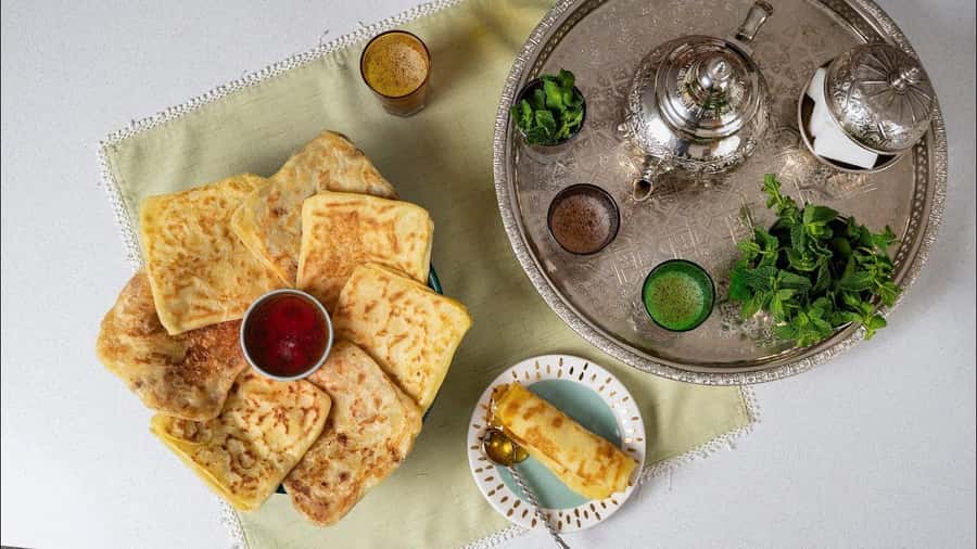 Marrakech: Traditional Moroccan Crepes & Bread Cooking Class - Why the small group makes a difference