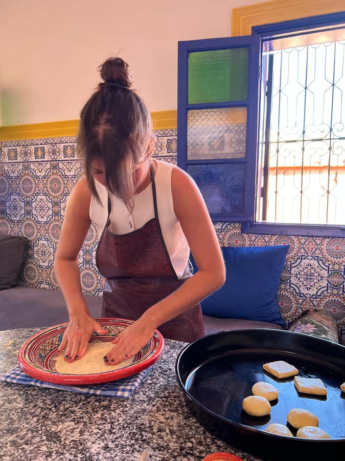 Marrakech: Traditional Moroccan Crepes & Bread Cooking Class - A few practical drawbacks