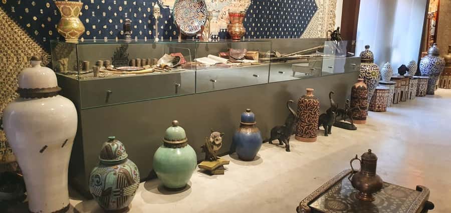 Marrakesh: Guided Souk Shopping Tour with a Local Guide - What the guides add to the shopping