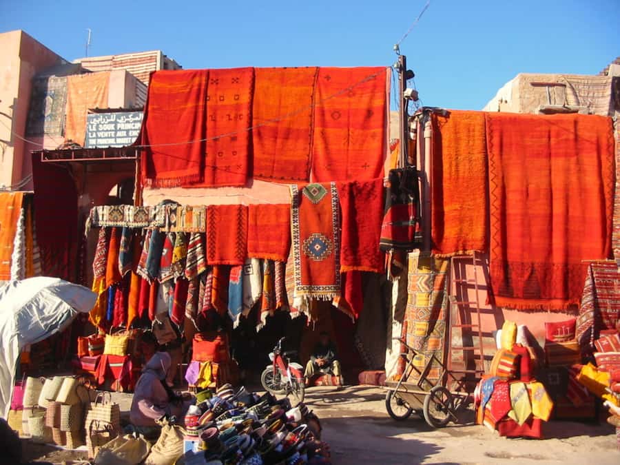 Marrakesh: Guided Souk Shopping Tour with a Local Guide - Starting at Jemaa El Fna