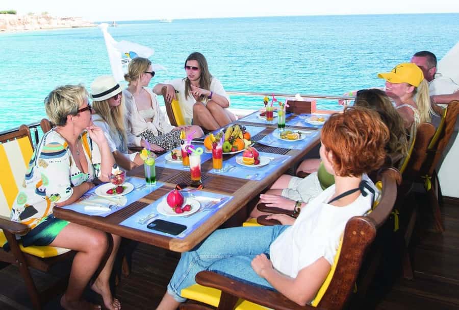 Marsa Alam: Elite vip Turtle bay snorkeling with BBQ Lunch - A polished boat ride from Port Ghalib